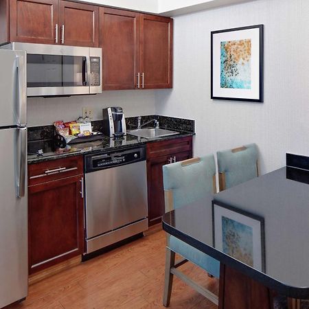 Homewood Suites By Hilton Dallas Market Center מראה חיצוני תמונה
