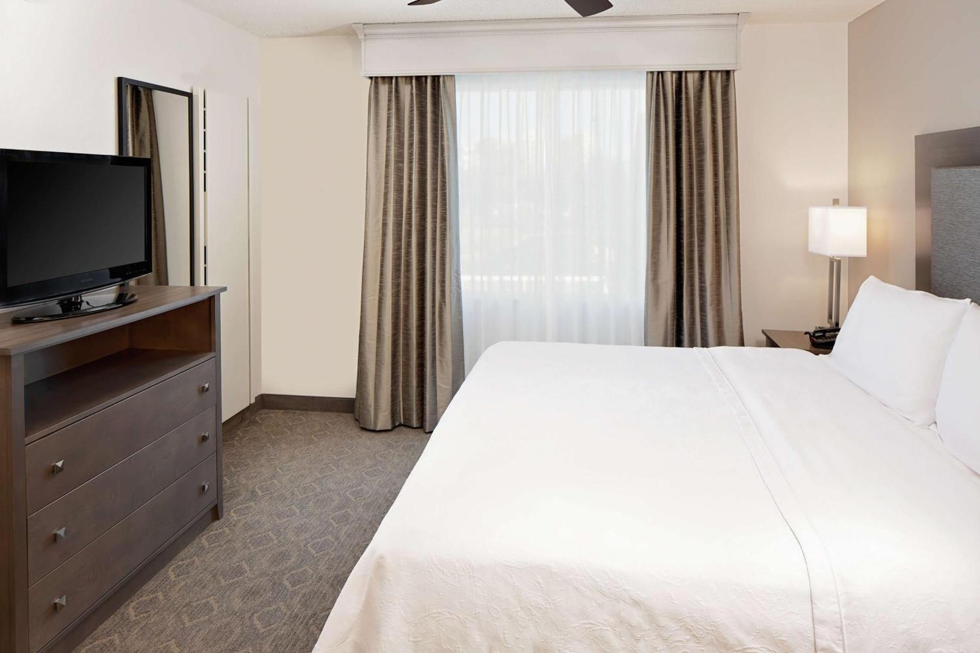 Homewood Suites By Hilton Dallas Market Center מראה חיצוני תמונה