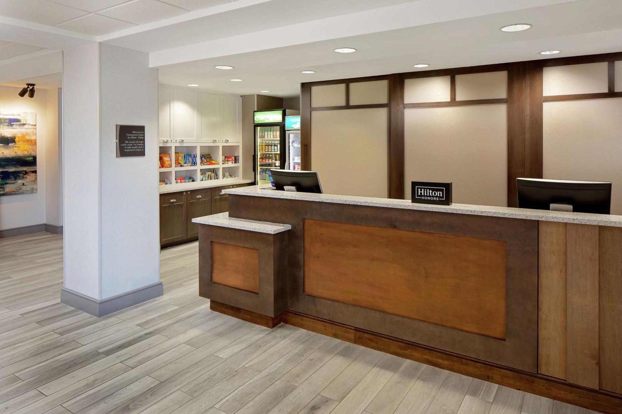 Homewood Suites By Hilton Dallas Market Center מראה חיצוני תמונה