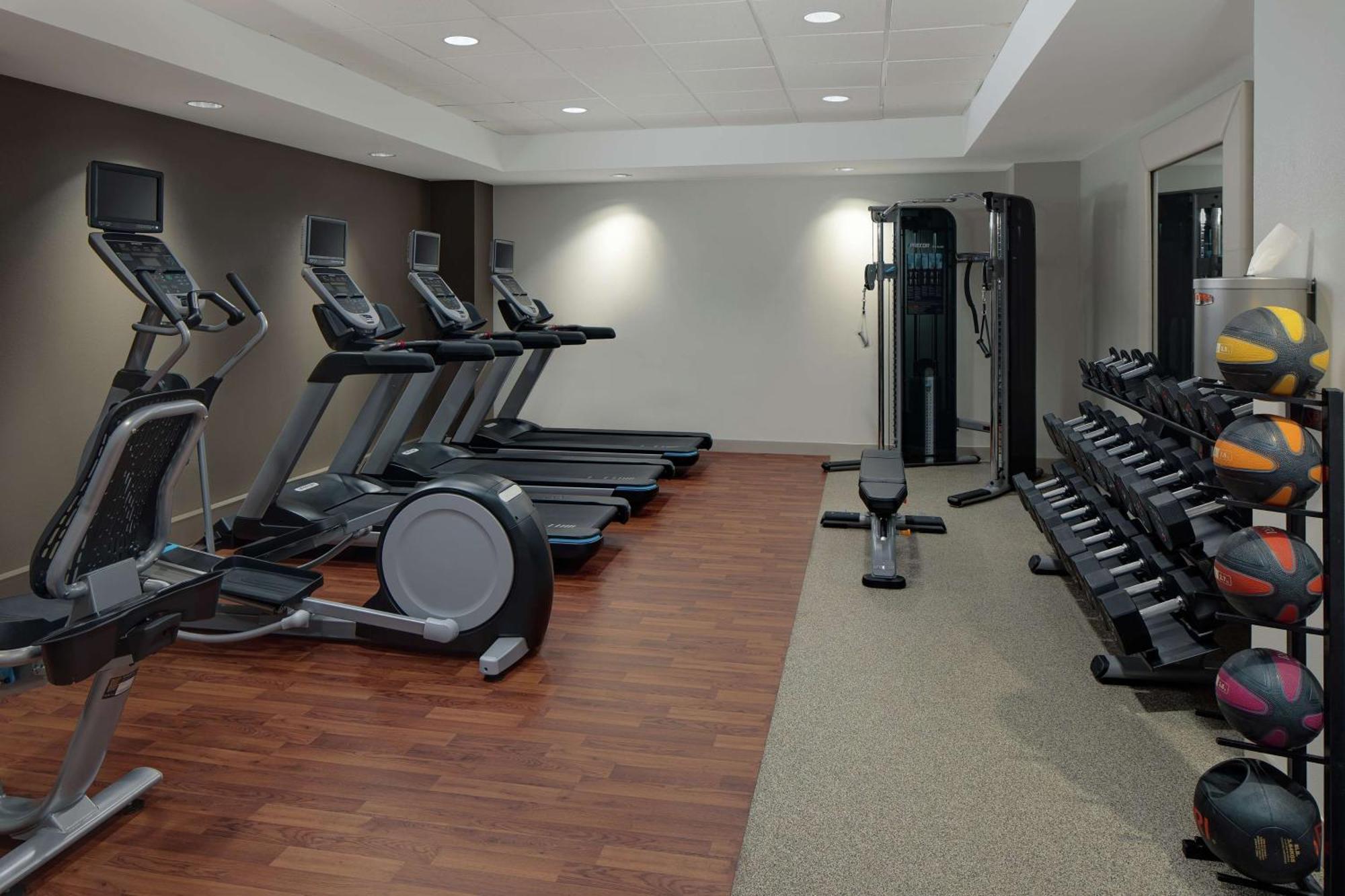 Homewood Suites By Hilton Dallas Market Center מראה חיצוני תמונה