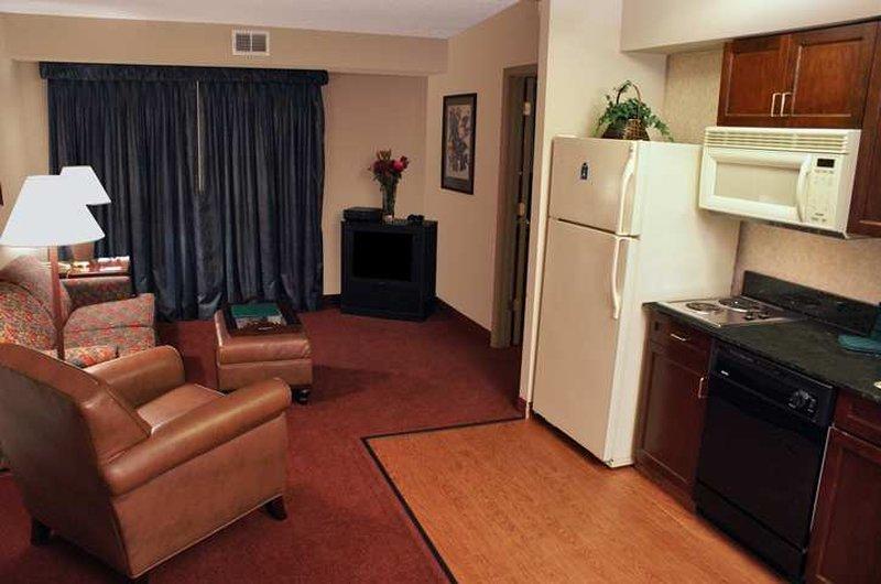 Homewood Suites By Hilton Dallas Market Center מראה חיצוני תמונה