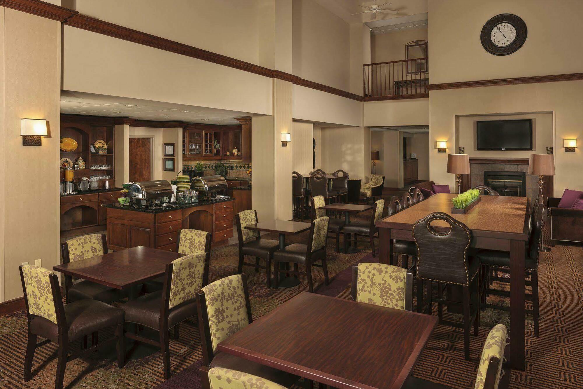 Homewood Suites By Hilton Dallas Market Center מראה חיצוני תמונה